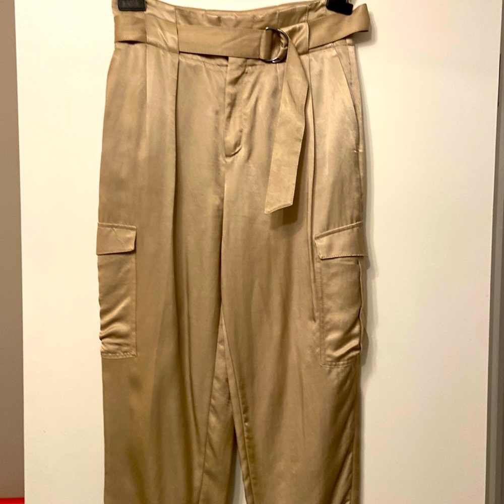 Banana Republic cropped cargo pants